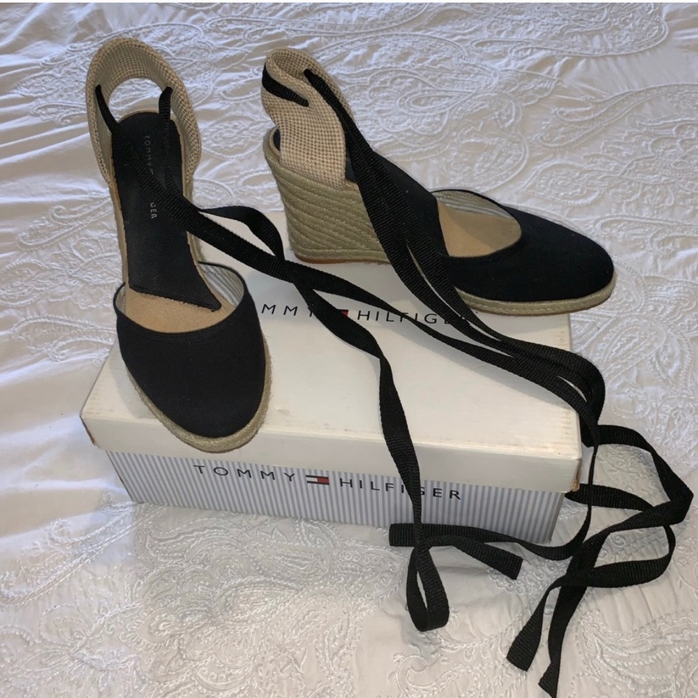 Tommy Hilfiger Espadrilles 8.5 - Picture 1 of 5